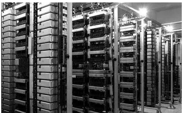 建國初期郵電通信機房的工作人員