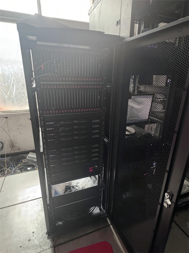 ɳ\(yn)úV{(dio)ͨϵy(tng)(j)